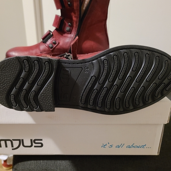 Mjus Brand new leather boots - Picture 7 of 9